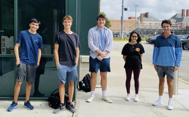The five students named National Merit Semifinalists. Left to right: Conrad Runte (‘22),
Arturo Paras (‘22), Francis Conway (‘22), Fatimah Khan (‘22), and Henry Douglass (‘22).