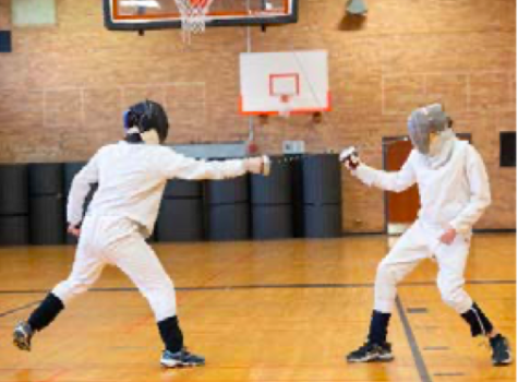 Fencers practice to prep for upcoming events.
