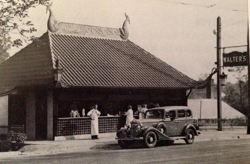 Restaurant goers line up for a classic Walter’s Hot Dog in 1928. 
